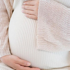 一位光🆘伏产业👃⏬的研究人🐖🎙员指出，马斯克和🌤🍕国内的光伏公司🇱🇰🖕